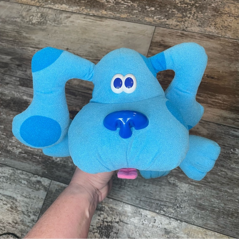 Vintage Tyco 1997 Blues Clues Blue with sound effects